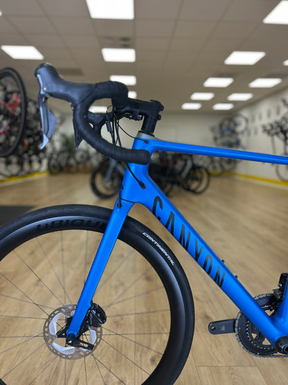 Canyon Endurace CF SL8 Di2 Carbon Disc Racefiets