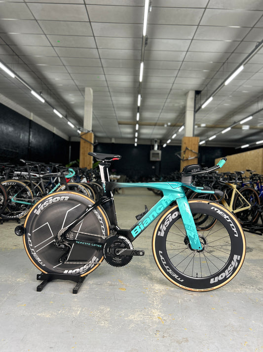 Bianchi Aquila RC Disc Di2 Carbon TT