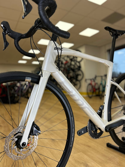 NEW - BMC Road Machine Ultegra Carbon Disc Racefiets