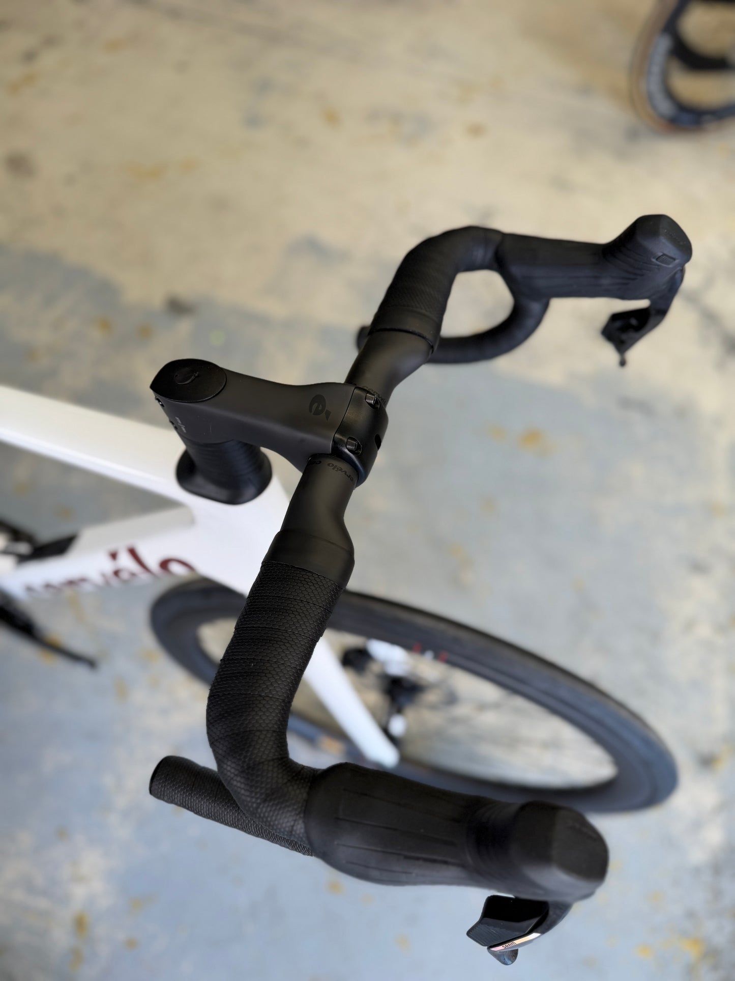 SHOWROOM Cervélo Caledonia-5 AXS Carbon Racefiets