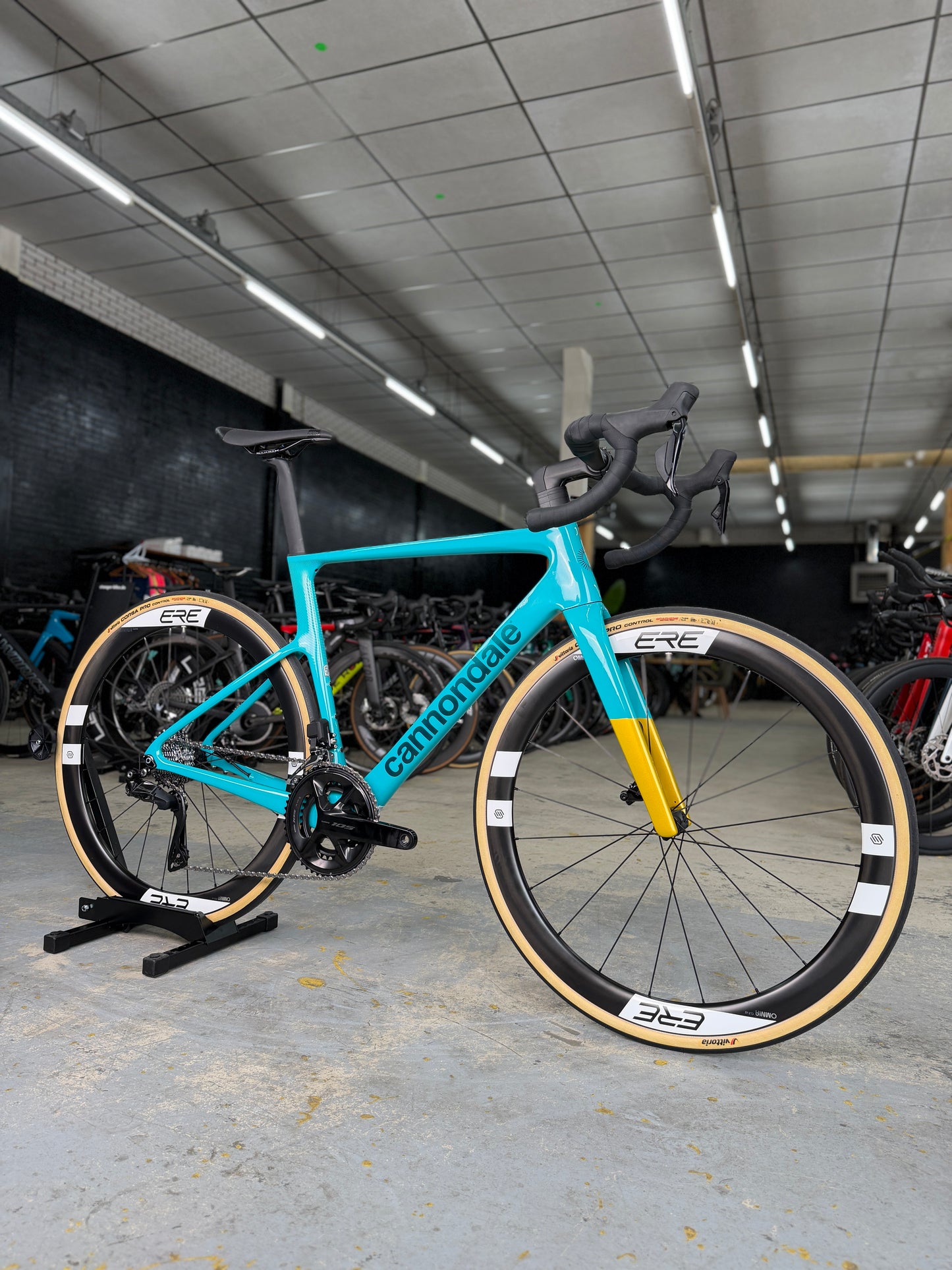 NIEUW Cannondale SuperSix EVO 3 Di2 Carbon Racefiets
