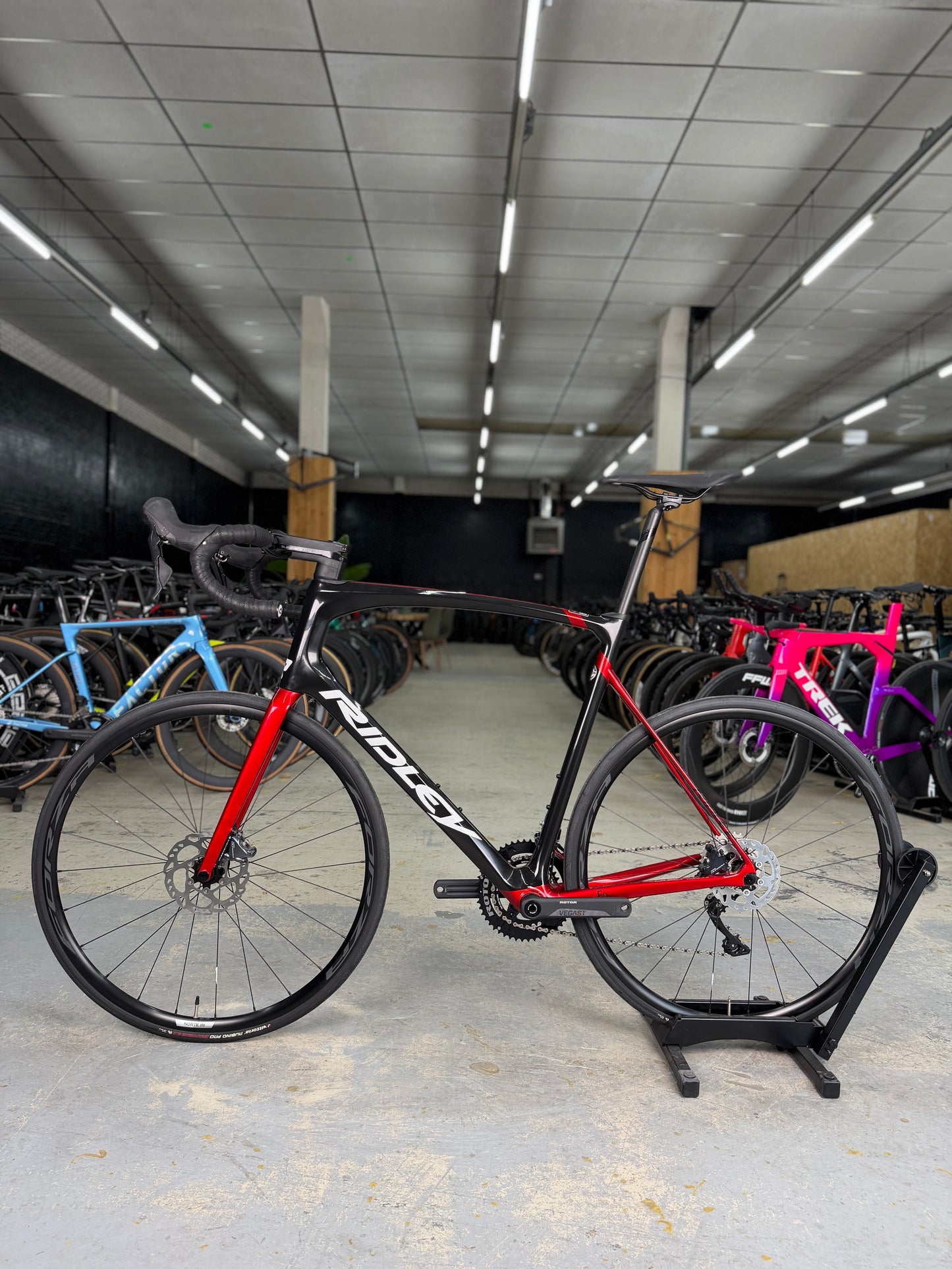 NIEUW Ridley Fenix SLiC Carbon Racefiets
