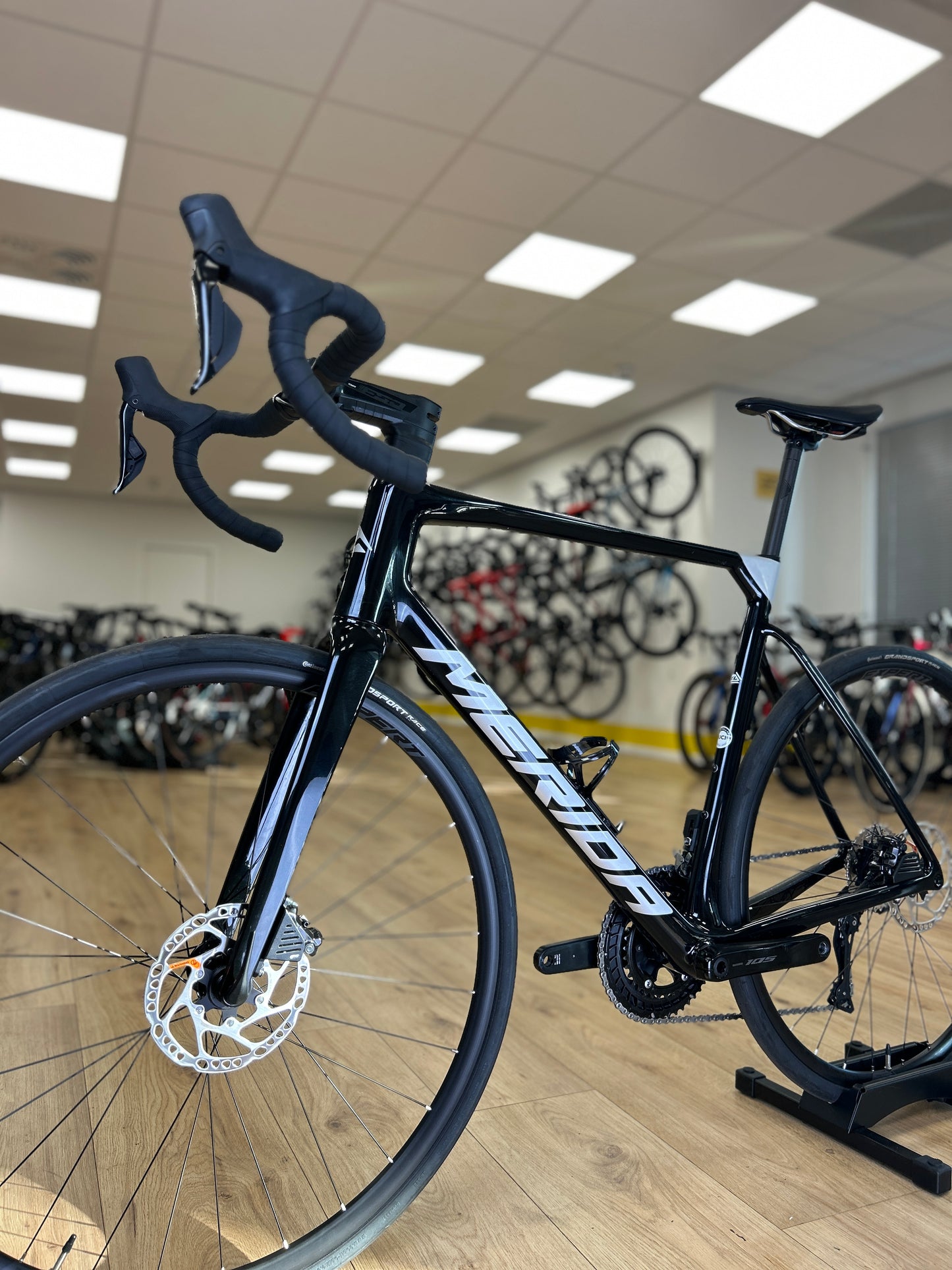 200km Merida Scultura 6000 Di2 Carbon Racefiets