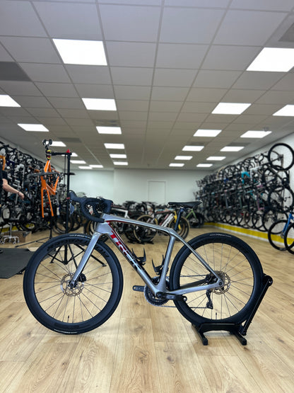 Trek Domane Di2 Carbon Racefiets
