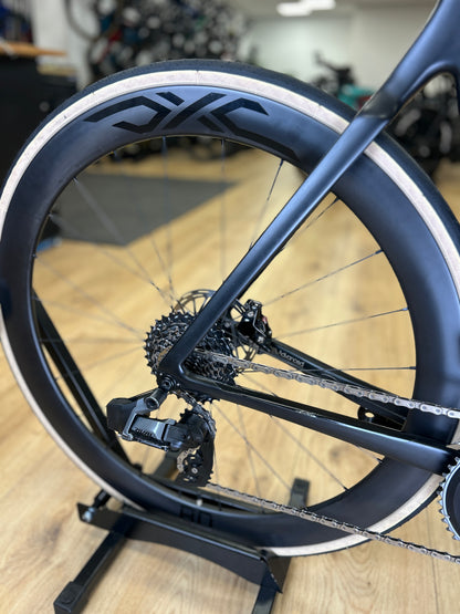 Giant Propel Advanced Pro 1 AXS Carbon Road Bike