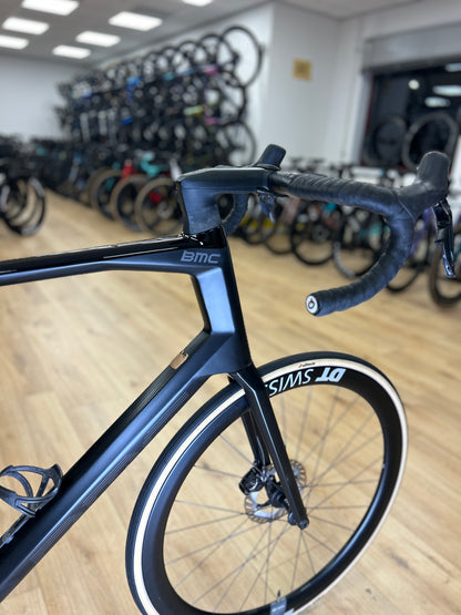 BMC Roadmachine 01 Di2 Carbon Racefiets