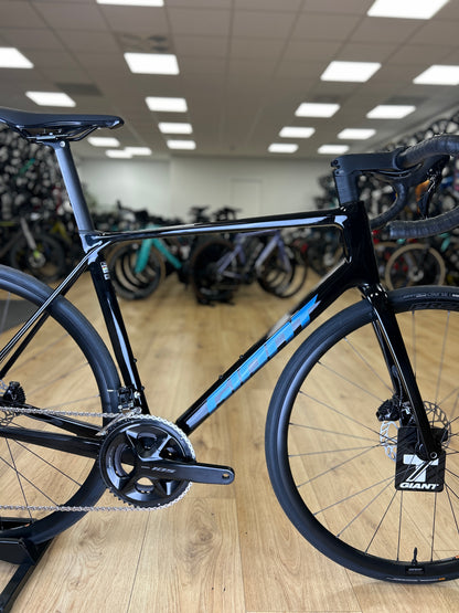 0km Showroom Model Giant TCR Advanced 2 Carbon Racefiets