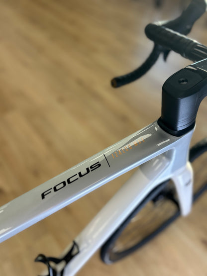 2024 Focus Izalco Max Disc Carbon Racefiets