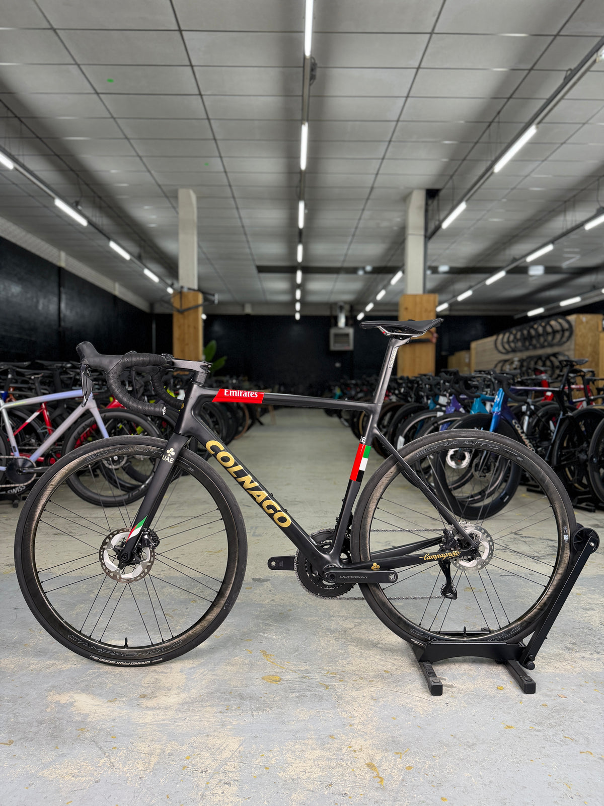 Colnago V3 Di2 UAE Team Carbon Racefiets