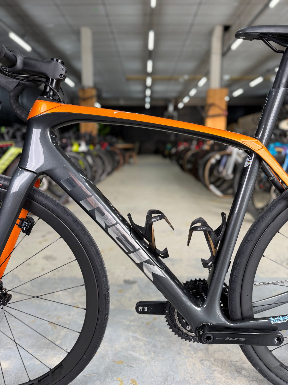 Trek Domane SL7 Di2 Carbon Road Bike