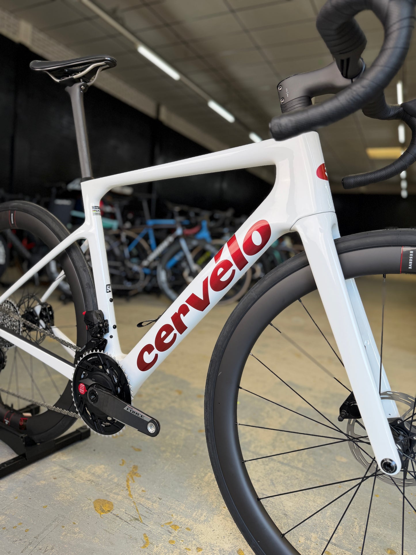 SHOWROOM Cervélo Caledonia-5 AXS Carbon Racefiets