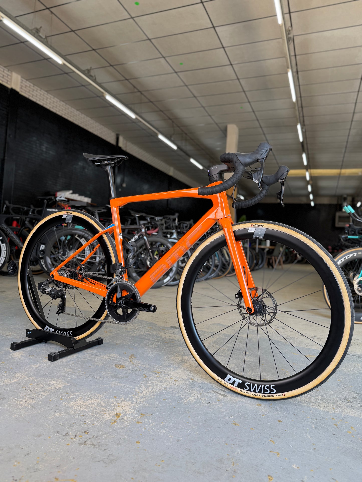 BMC Roadmachine ONE AXS Carbon Racefiets