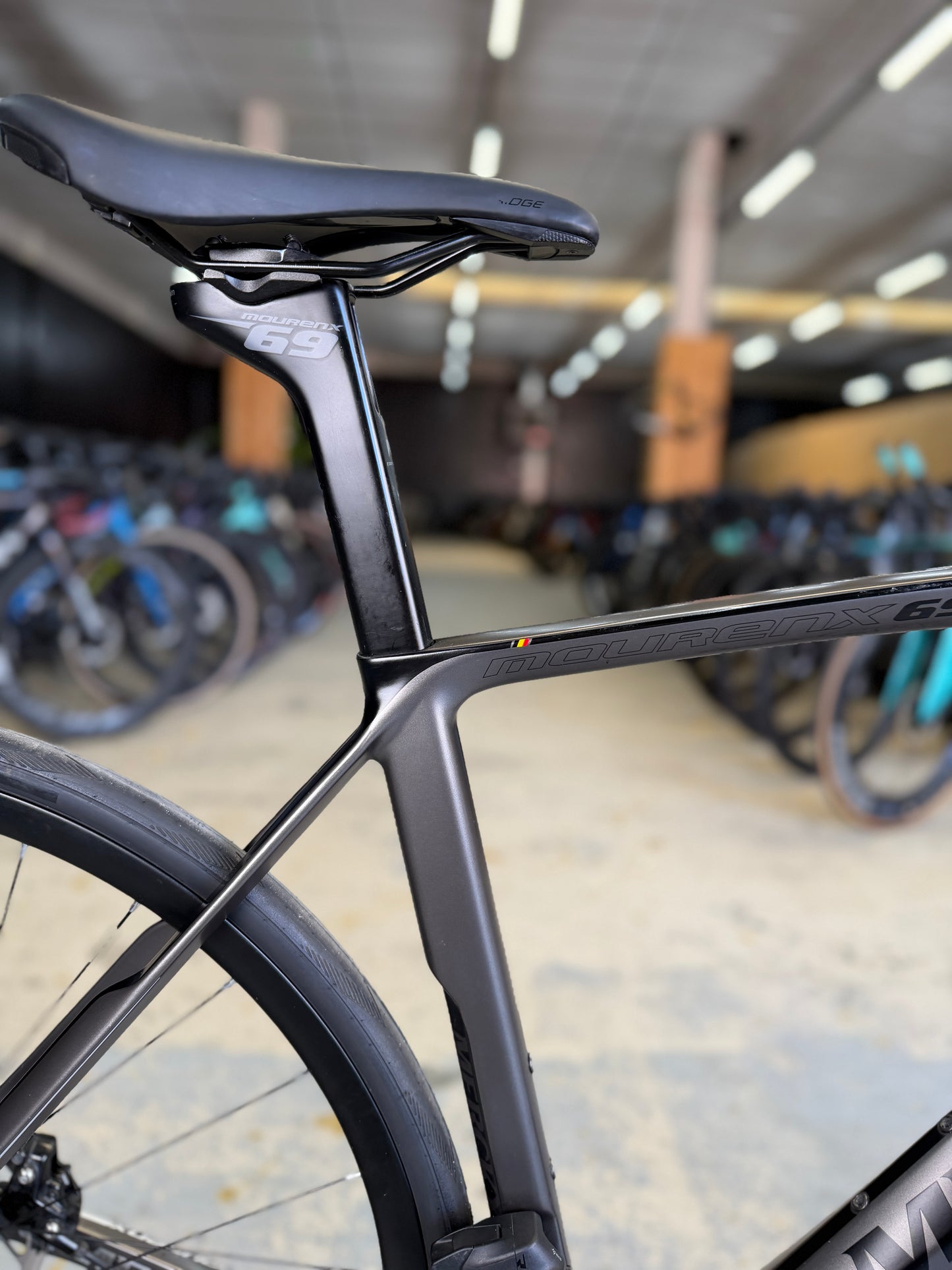 Eddy Merckx Mourenx 69 AXS Carbon Racefiets