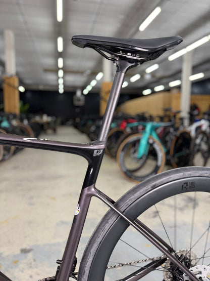Giant Defy Advanced Di2 Carbon Racefiets