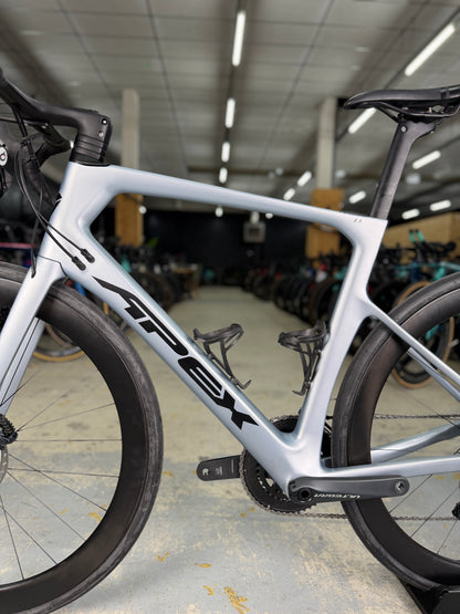 Apex Flare Carbon Racefiets
