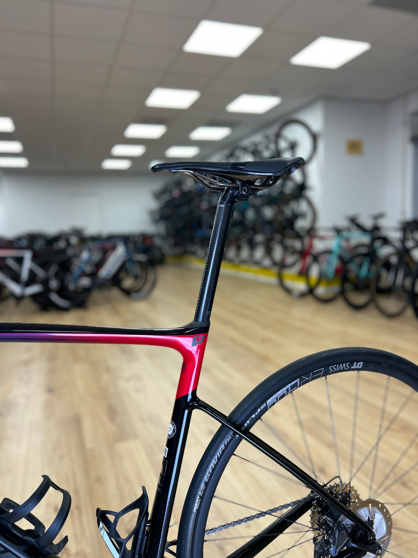 Giant Defy Advanced Carbon Racefiets