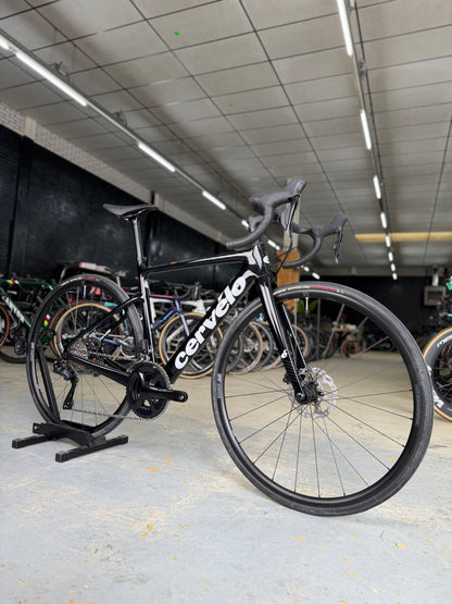NIEUW Cervélo Caledonia Di2 Carbon Racefiets