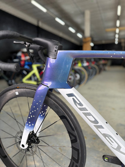 100km Ridley Noah Fast 3.0 AXS Tomorrowland Edition Carbon Racefiets