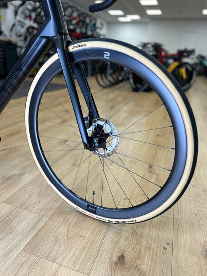 BMC RoadMachine 01 Di2 Carbon Road Bike