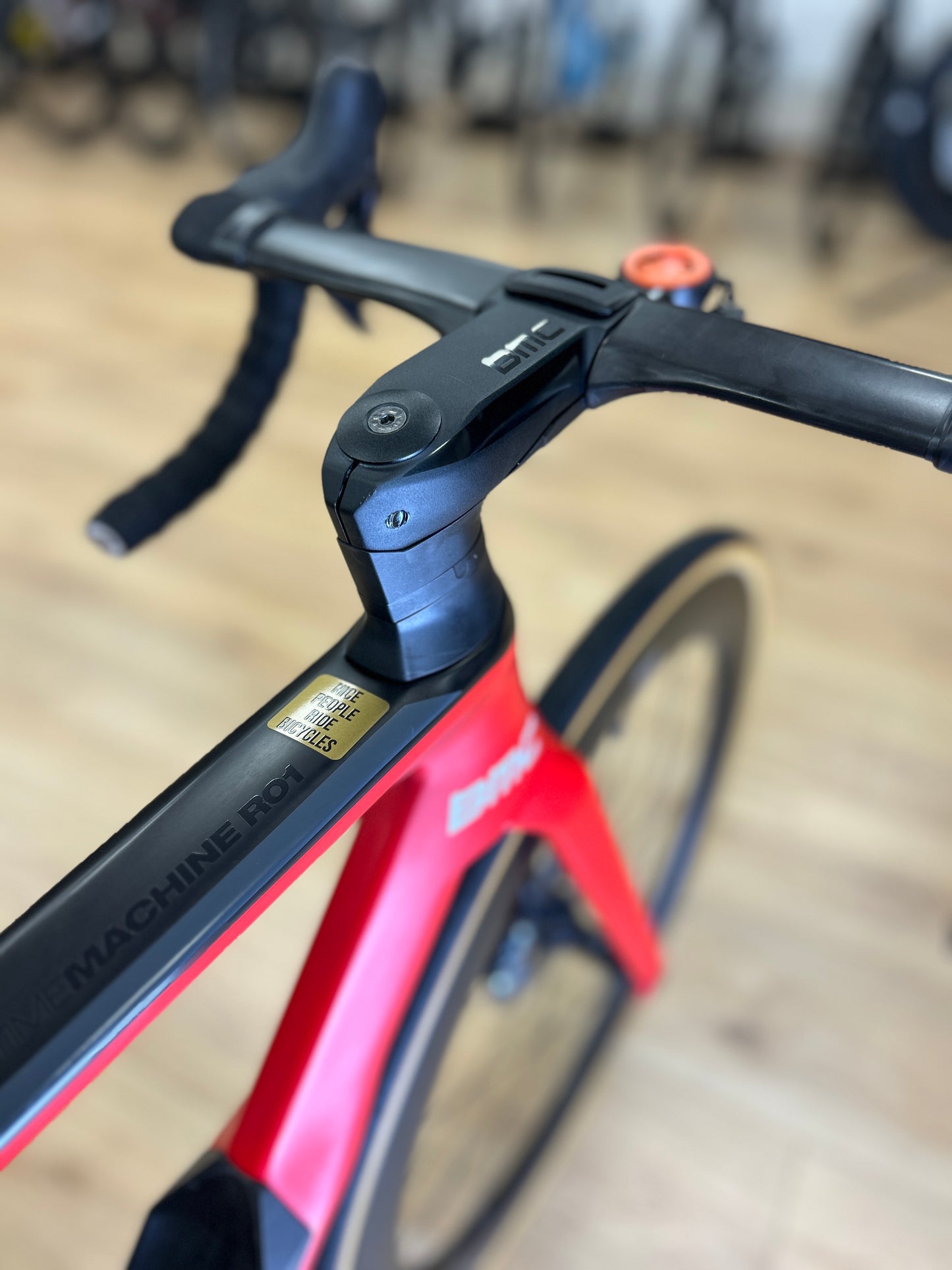 BMC Timemachine R01 Four Di2 Carbon Racefiets