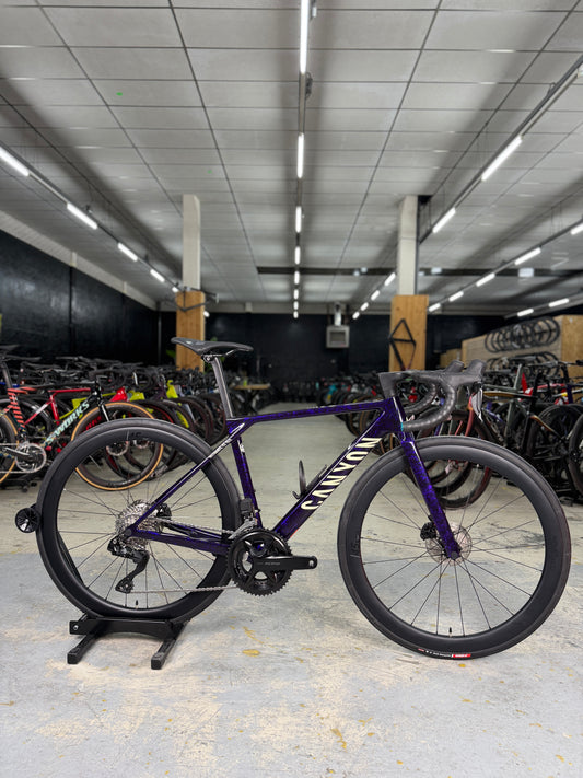 1000km Canyon Ultimate CF SLX Di2 Carbon Racefiets
