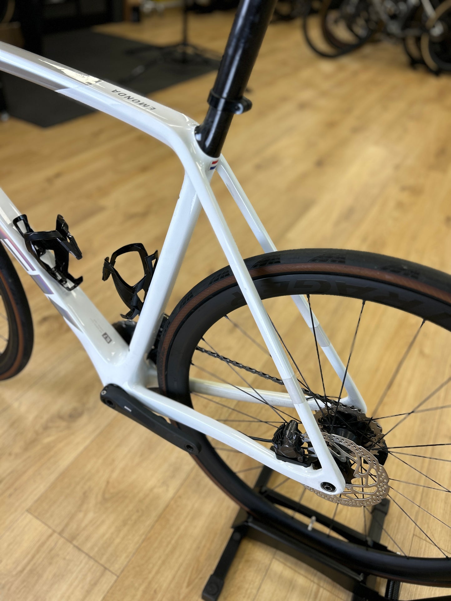 Trek Emonda SL7 Di2 Carbon Road Bike