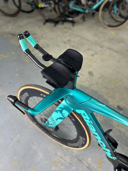 Bianchi Aquila RC Disc Di2 Carbon TT