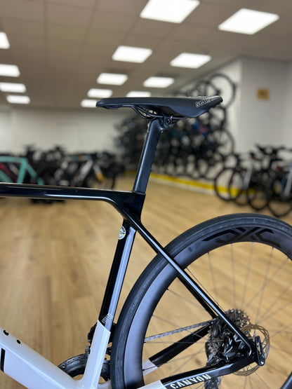 Canyon Ultimate CF SL AXS Carbon Racefiets