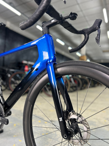3T Strada Di2 Disc Carbon Racefiets