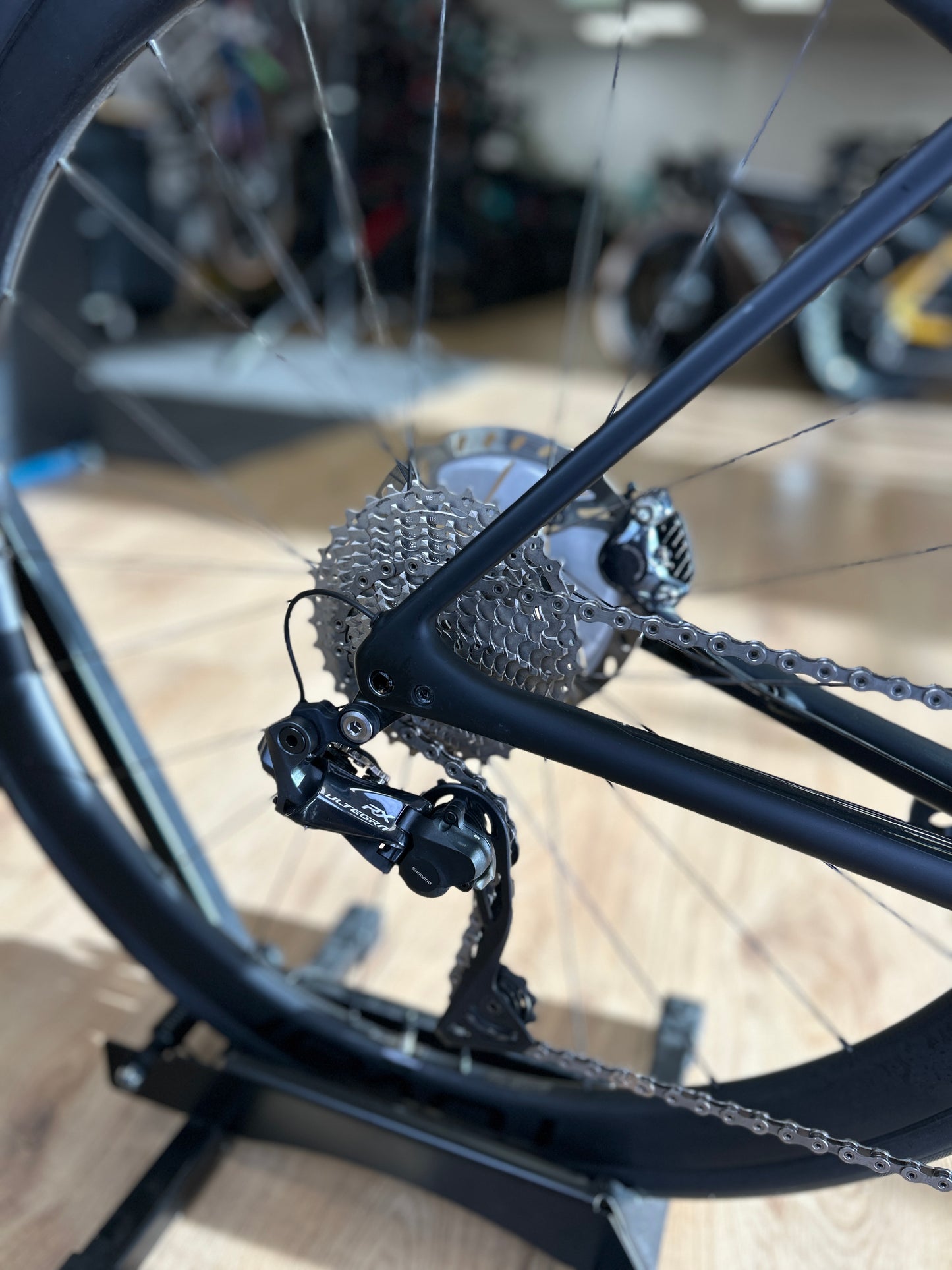 Specialized Roubaix Expert Di2 Carbon Road Bike