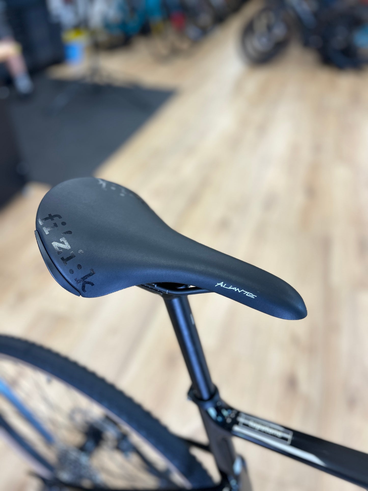 SHOWROOM MODEL Cannondale Topstone 3 Gravel Fiets