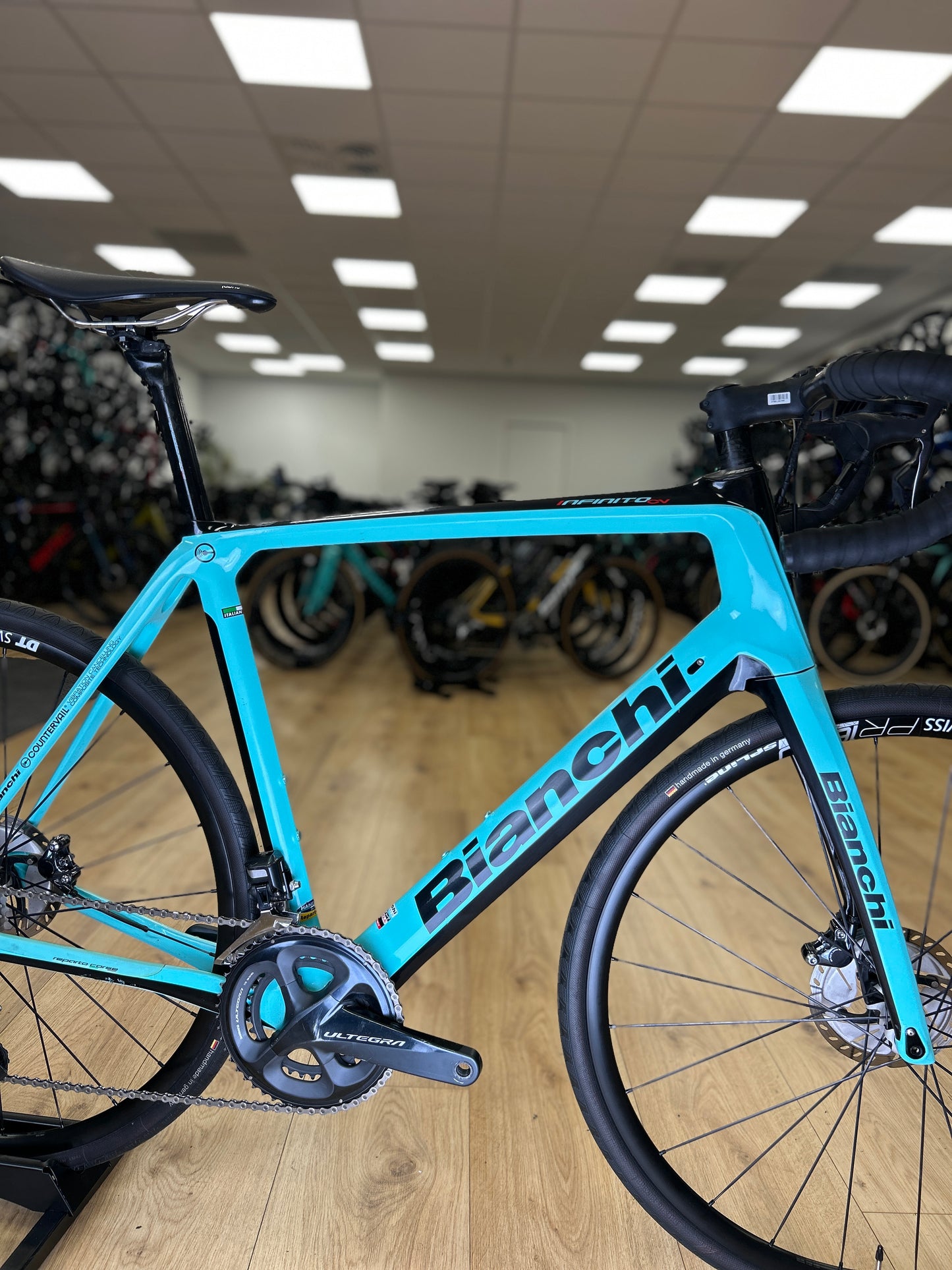 Bianchi Infinito CV Di2 Carbon Racefiets