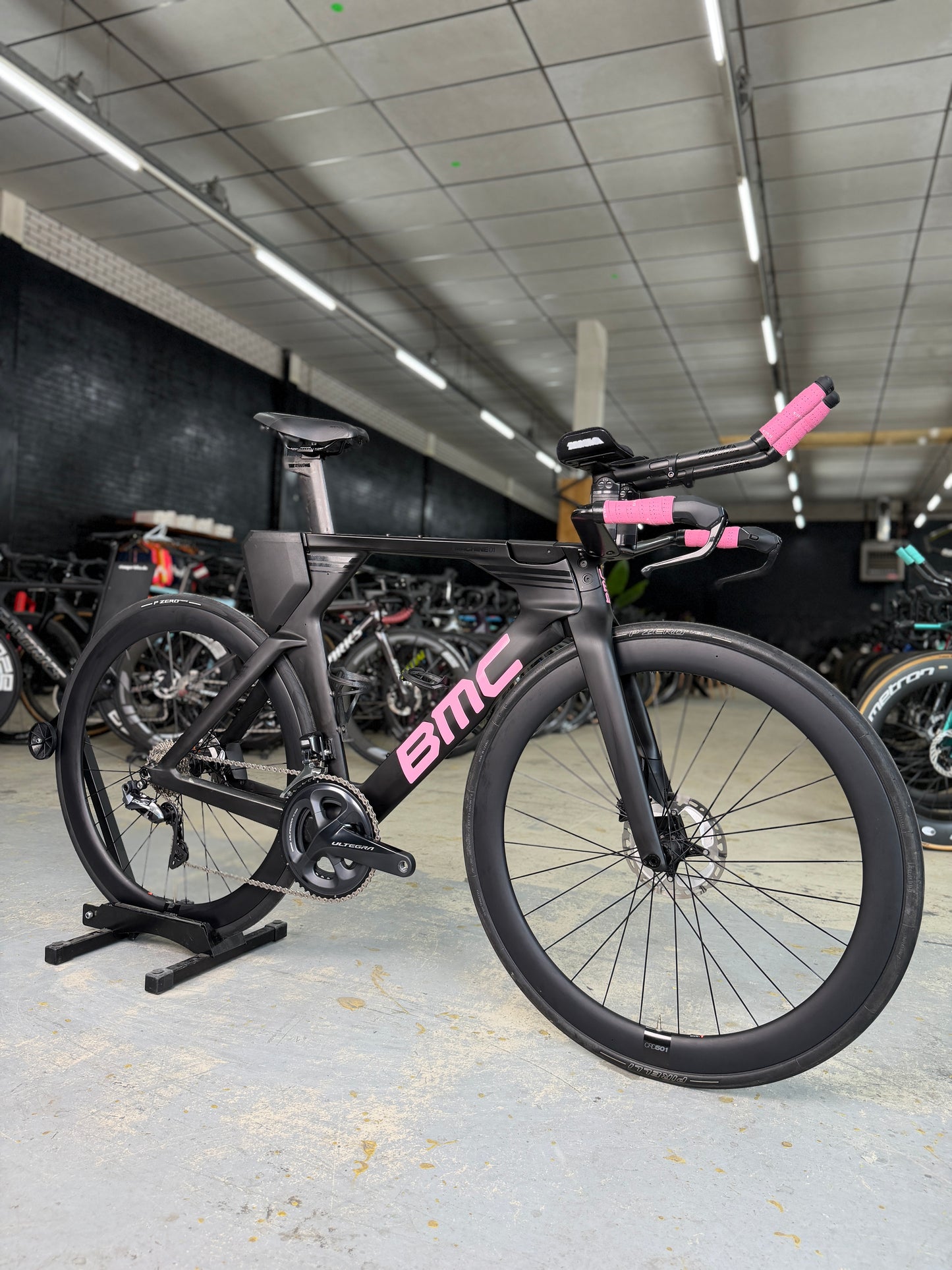 100km BMC Timemachine 01 ONE Di2 Carbon TT