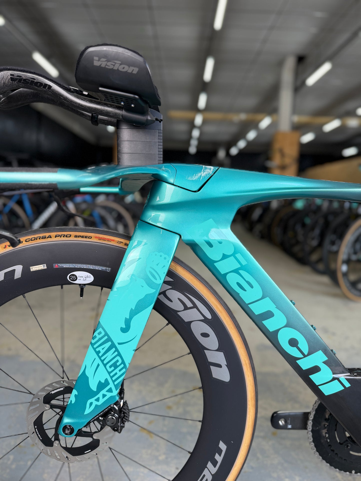 Bianchi Aquila RC Disc Di2 Carbon TT