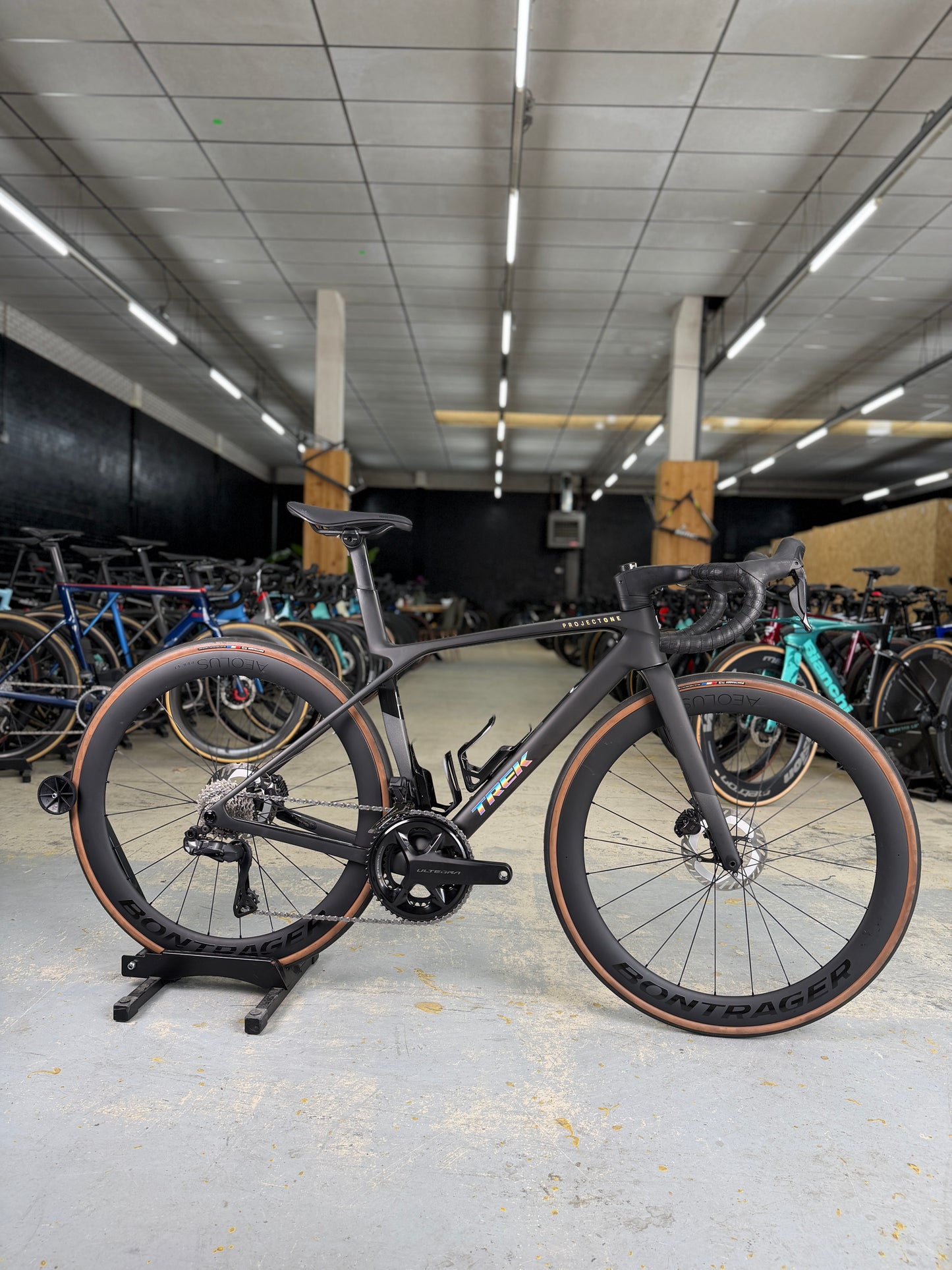 1000km Trek Madone SLR7 Di2 Carbon Racefiets
