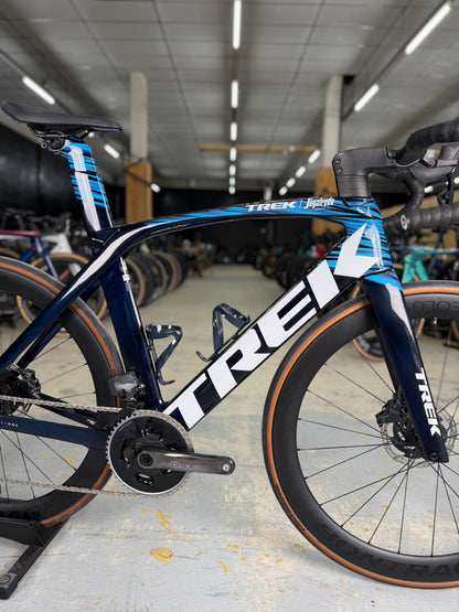 Trek Madone SLR7 AXS Carbon Road Bike