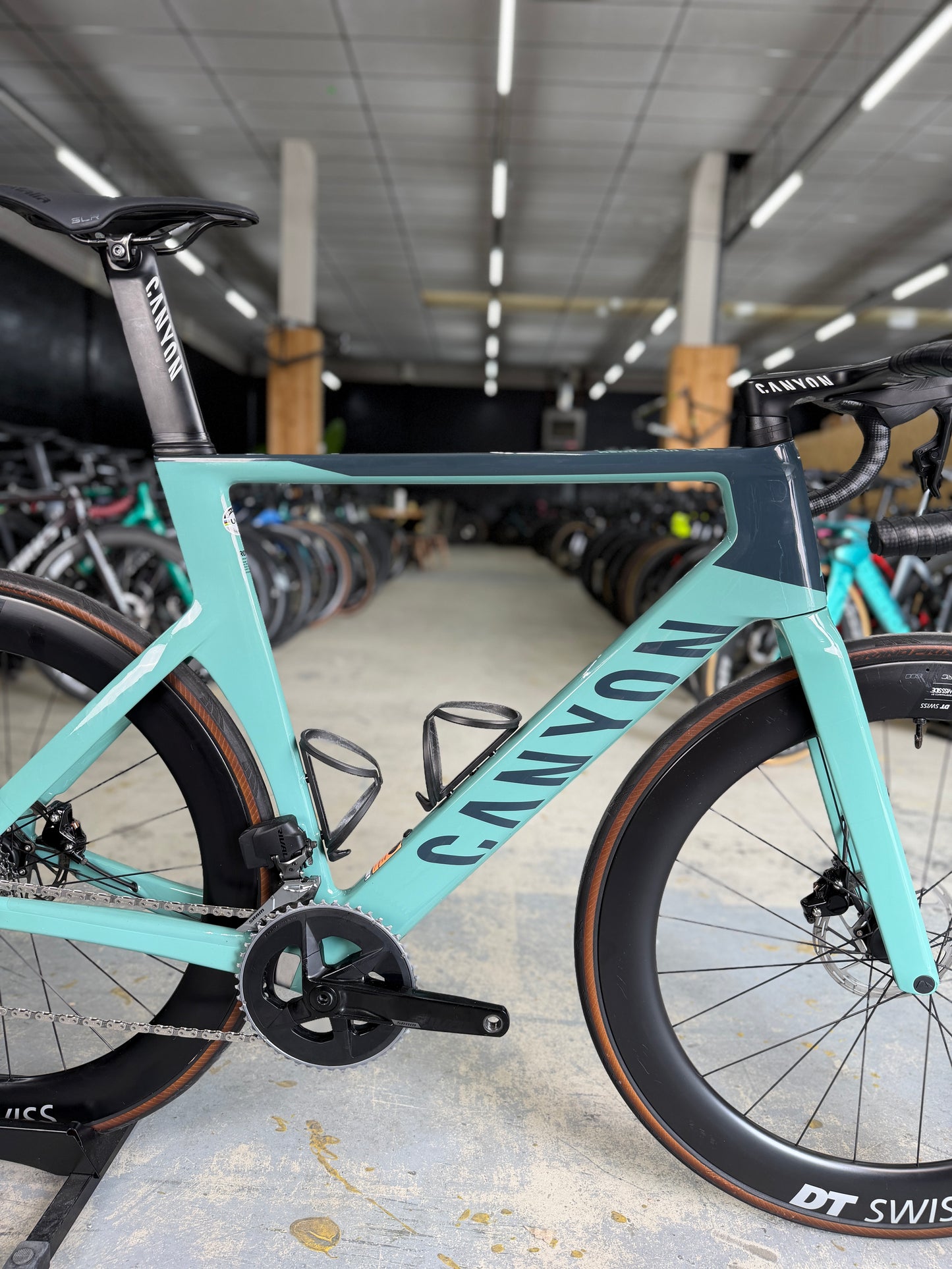 Canyon Aeroad CF SLX AXS Carbon Racefiets
