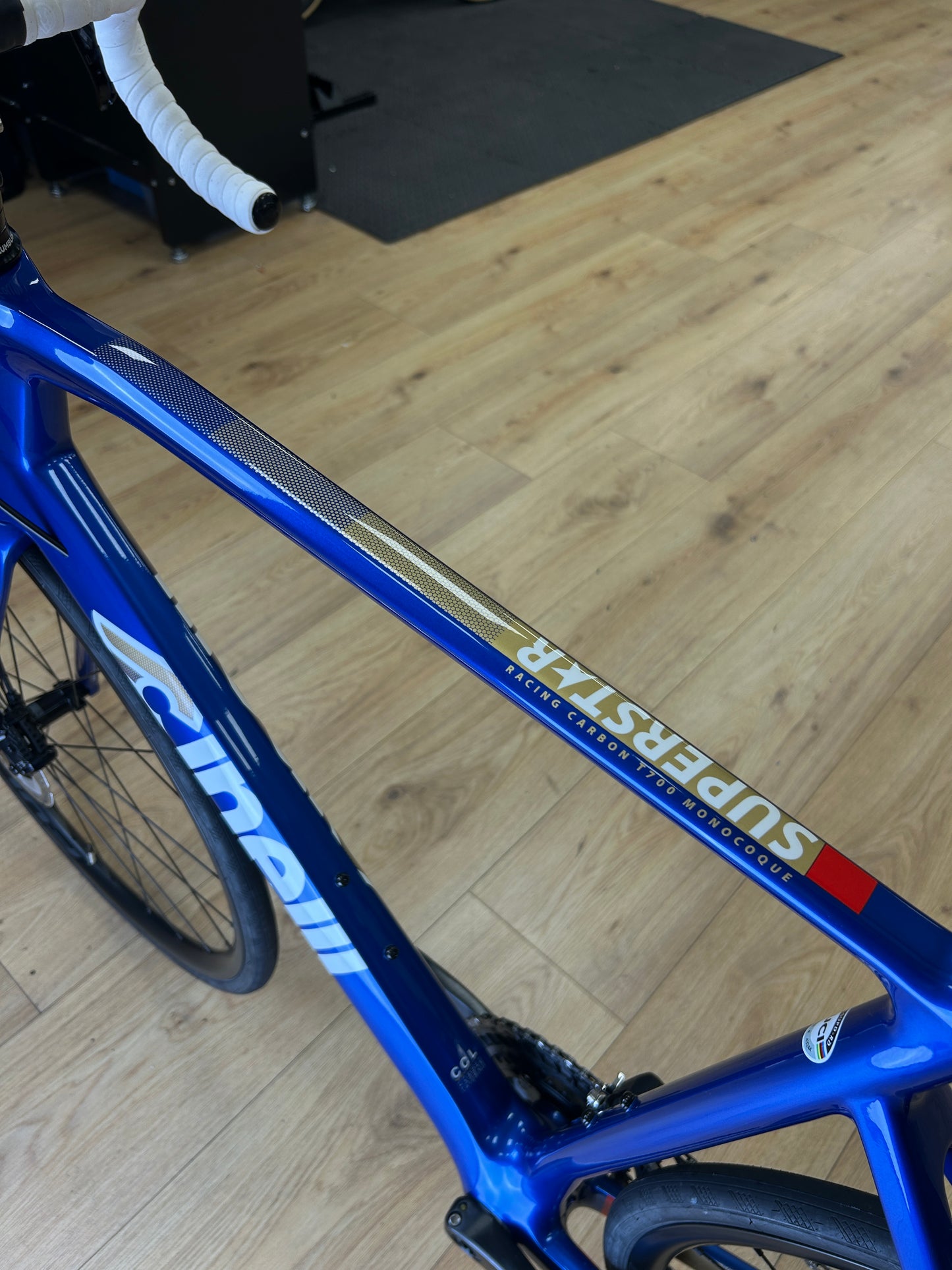 0km Showroom Model Cinelli Superstar Di2 Carbon Racefiets