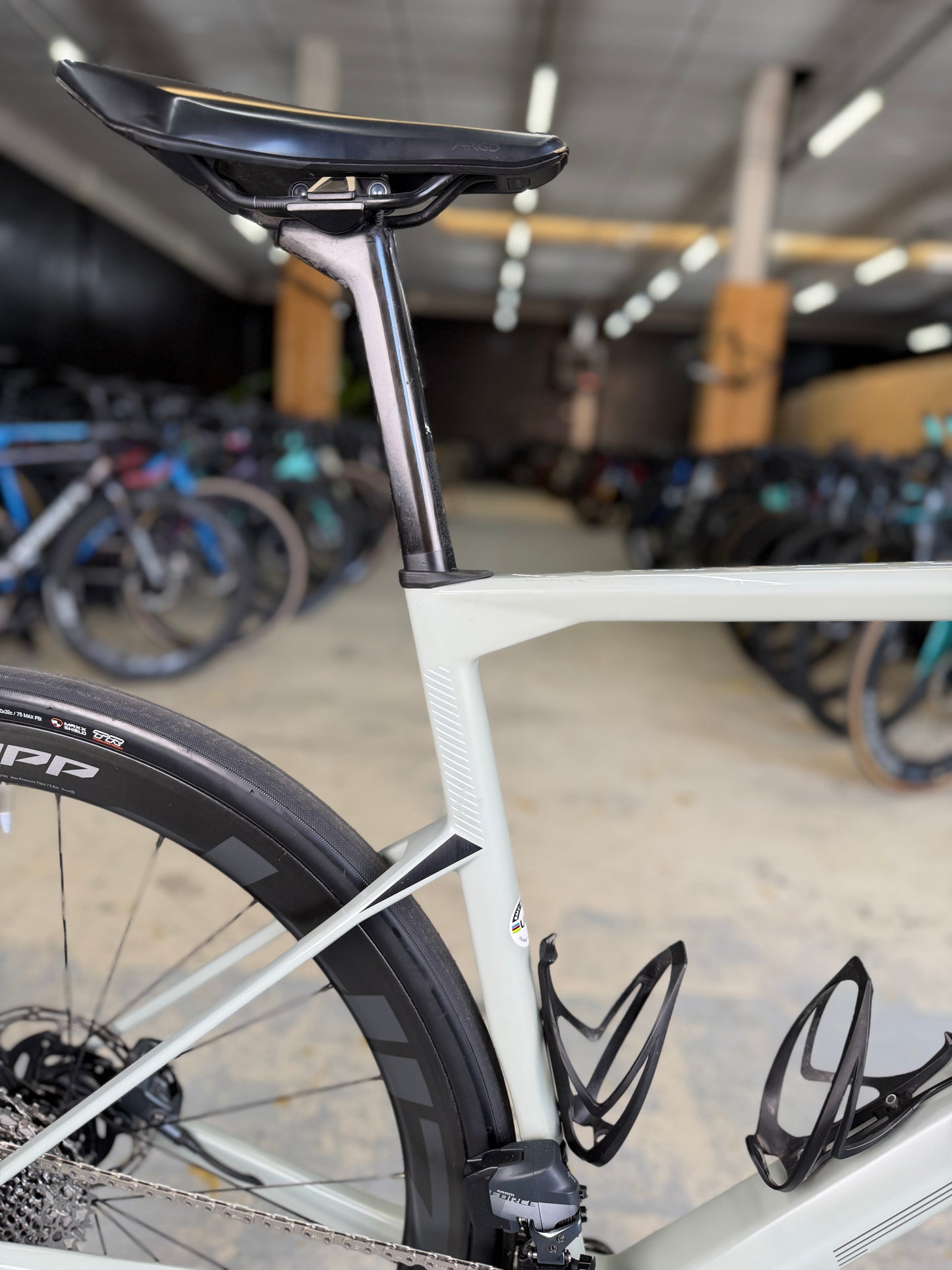 BMC Roadmachine 01 AXS Carbon Racefiets