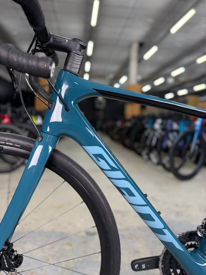 Giant Defy Carbon Racefiets