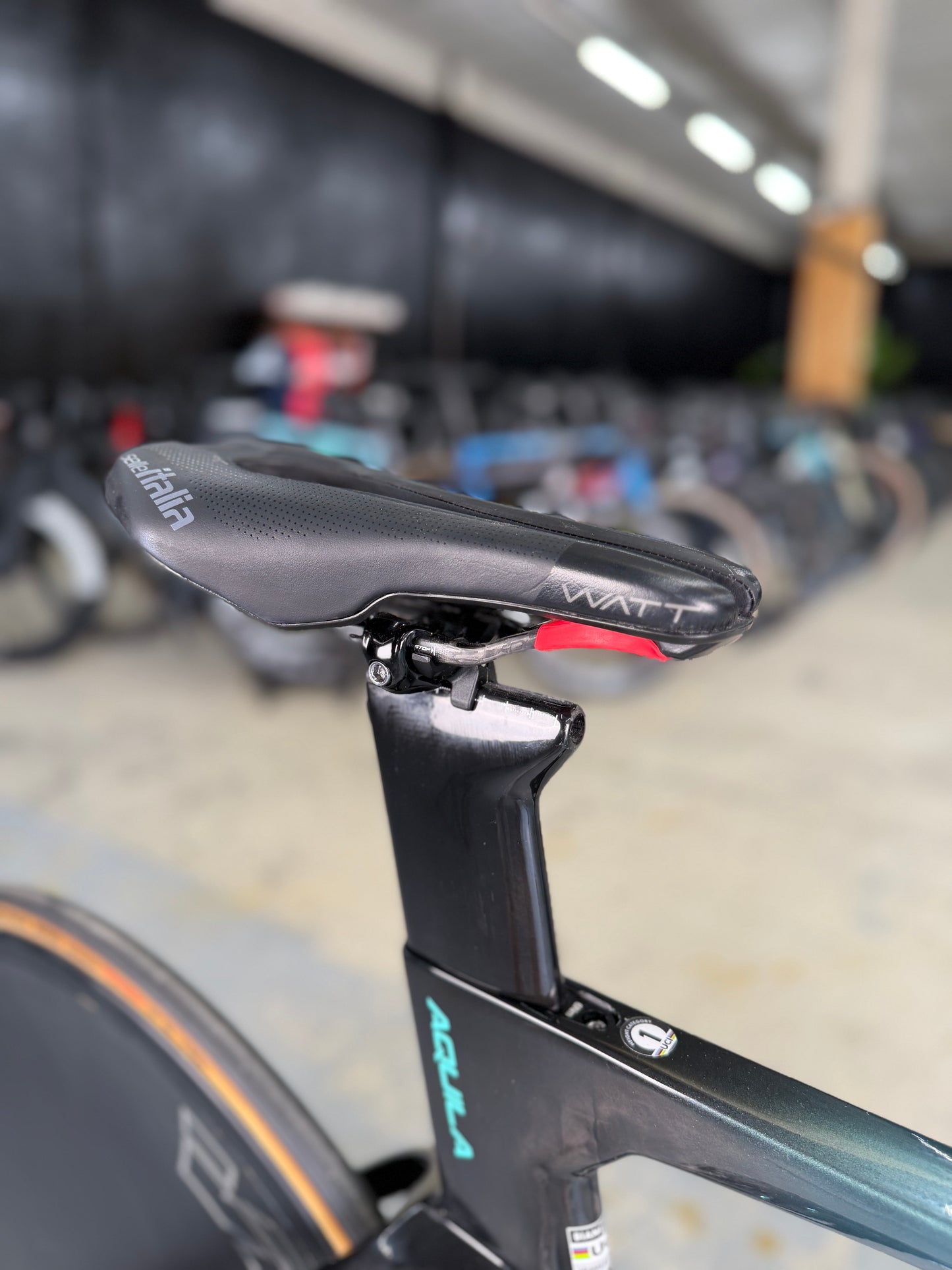 Bianchi Aquila RC Disc Di2 Carbon TT