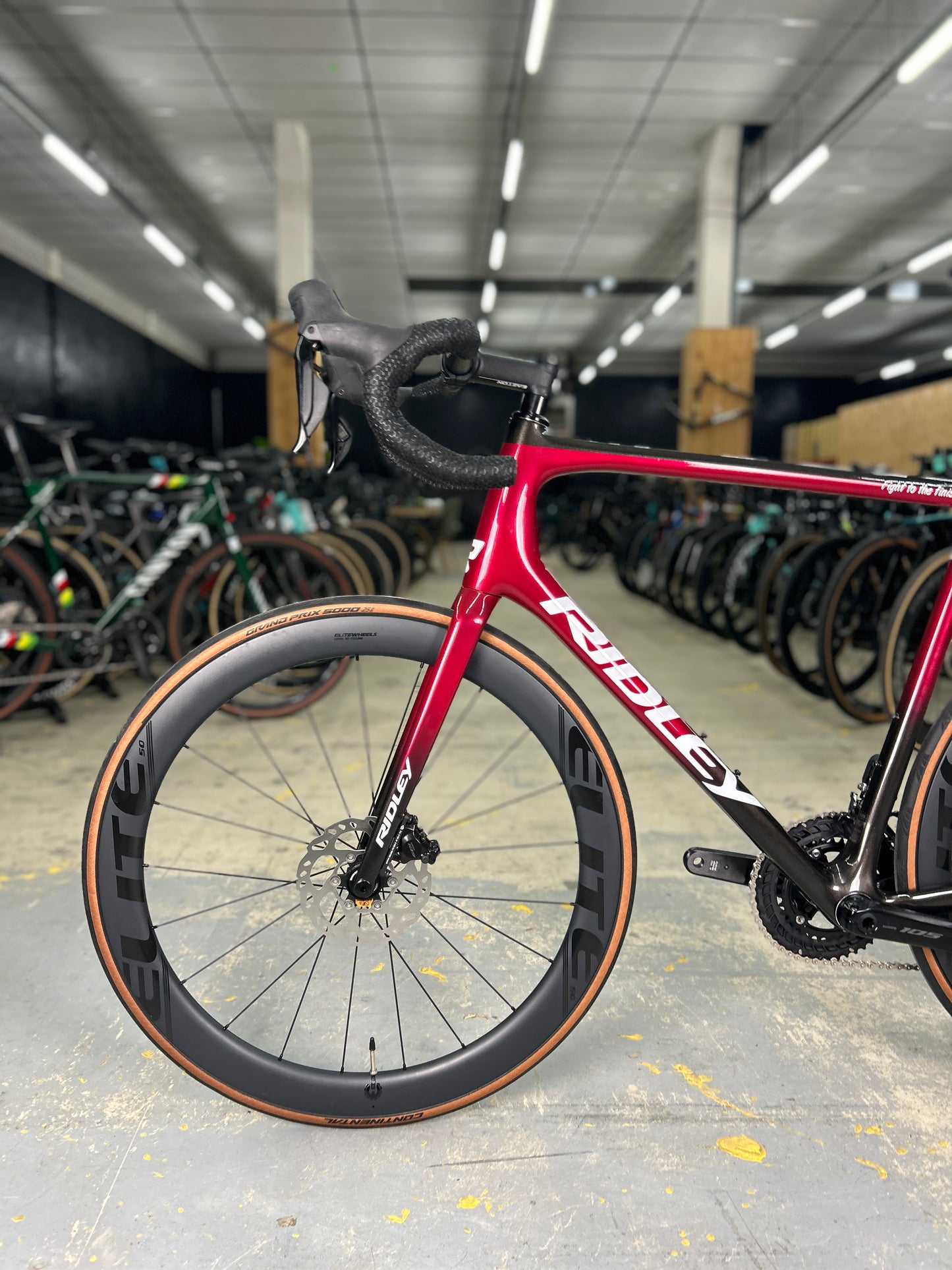 Showroom model Ridley Helium SLX Di2 Carbon Race Bike