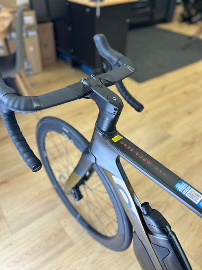0km Showroom Model Orbea Orca Aero M30iLTD Di2 Carbon Racefiets