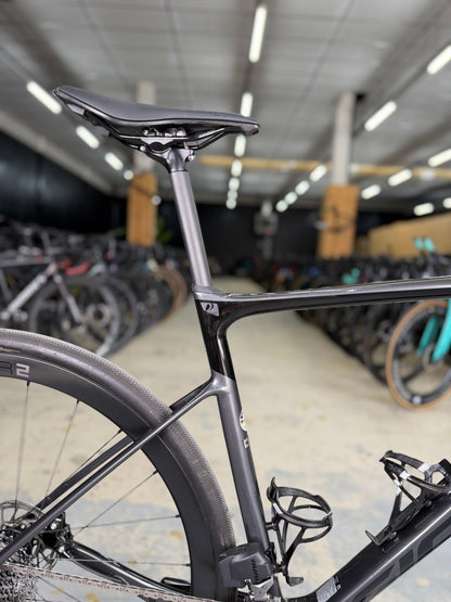 Giant Defy Advanced Pro AXS Carbon Racefiets