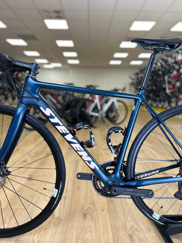Stevens Xenon Disc Carbon Racing Bike – Racefiets013