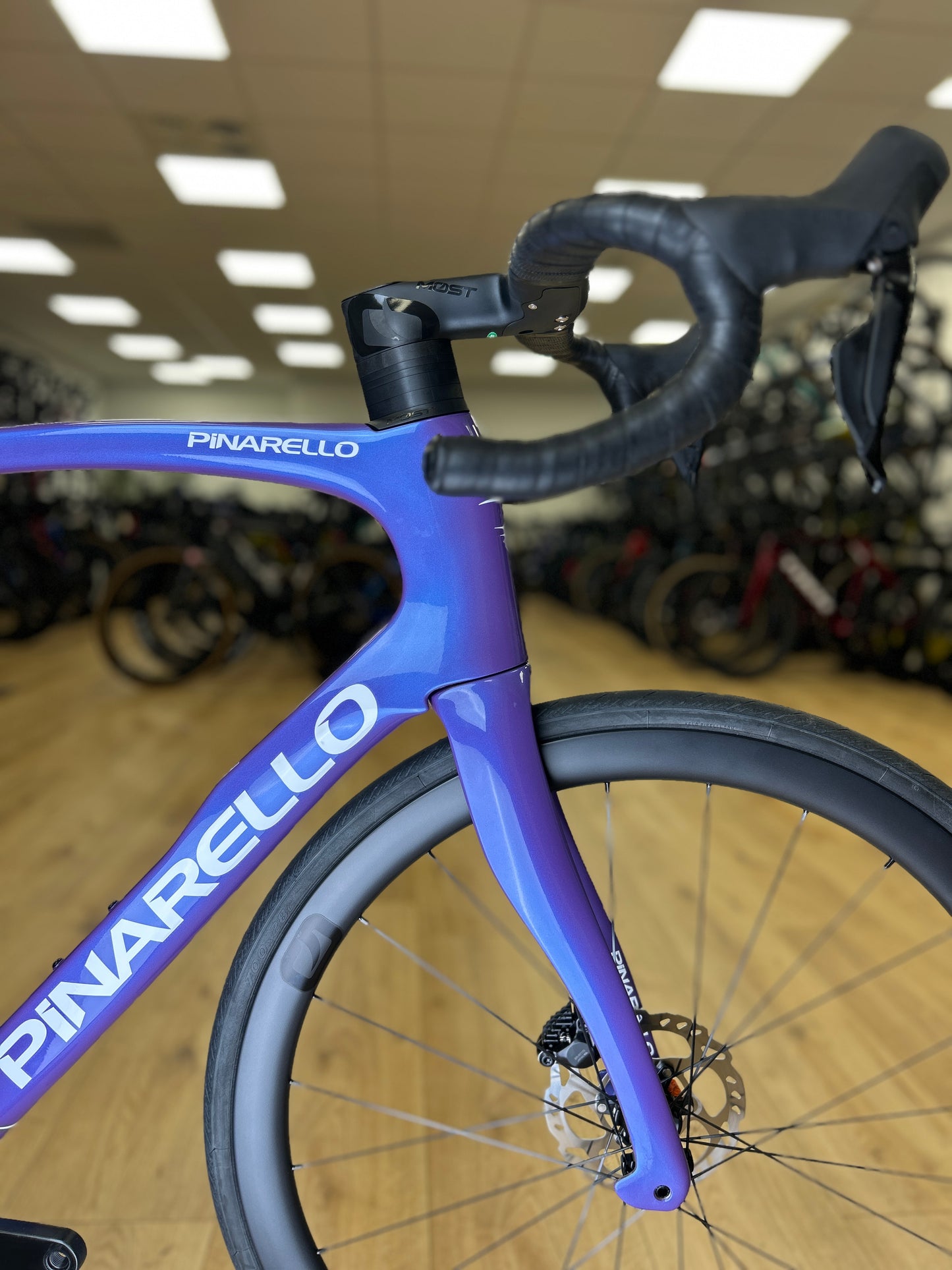0km Showroom Model Pinarello F5 Di2 Carbon Racefiets