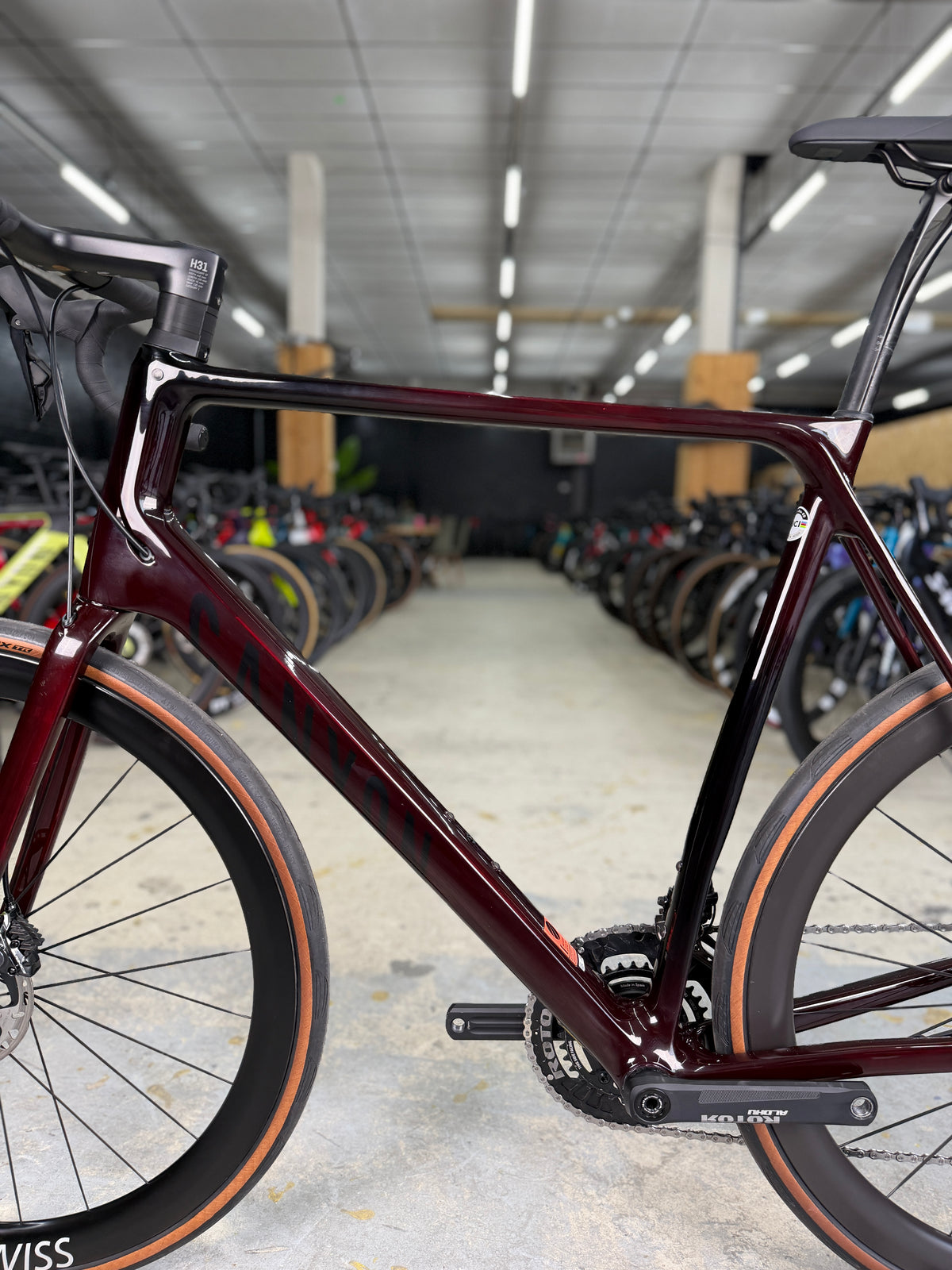 Canyon Endurance CF SLX9 Di2 Carbon Racefiets