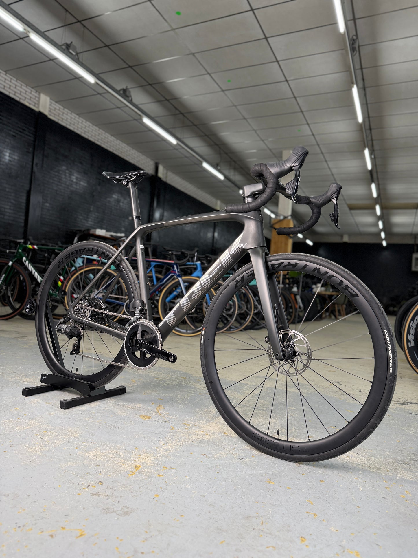 Trek Emonda SLR AXS Carbon Road Bike