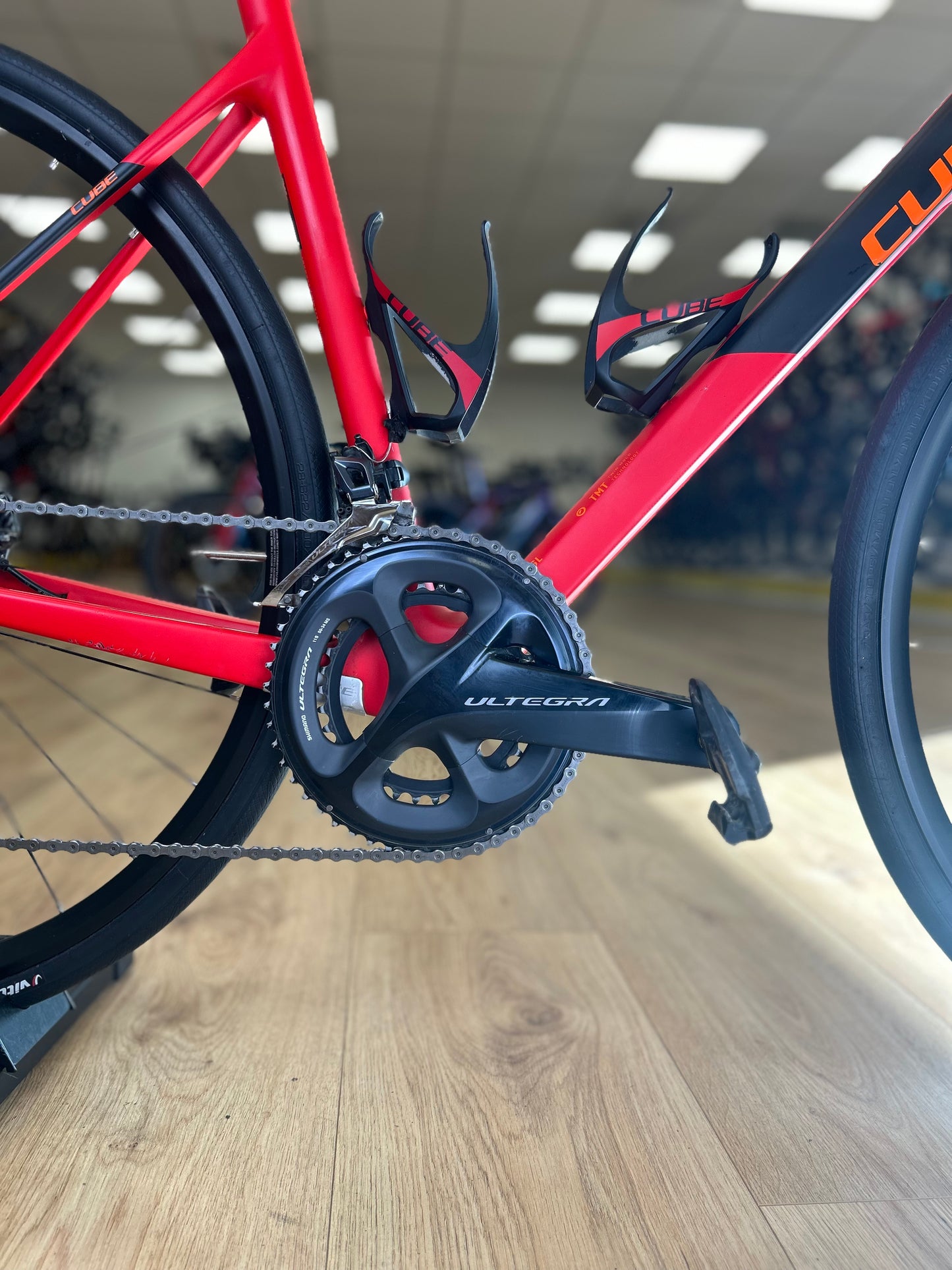 Cube Attain Carbon Ultegra Racefiets