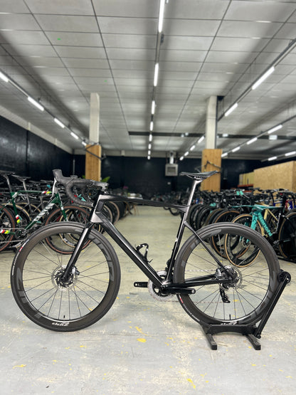 BMC Roadmachine ONE AXS Carbon Road Bike